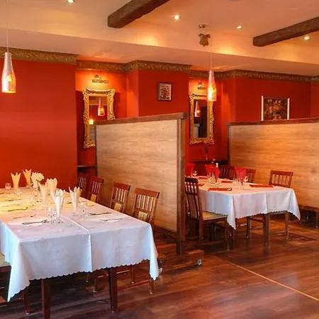 Katrina מלון דירות 3*