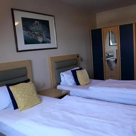 Aparthotel Katrina 3*