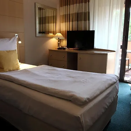 Katrina 3* אוסטז'שוב